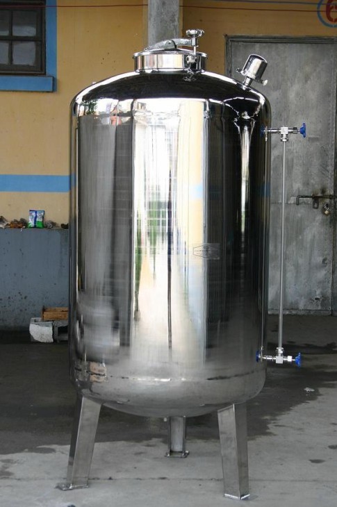 304不銹鋼密封水箱.jpg